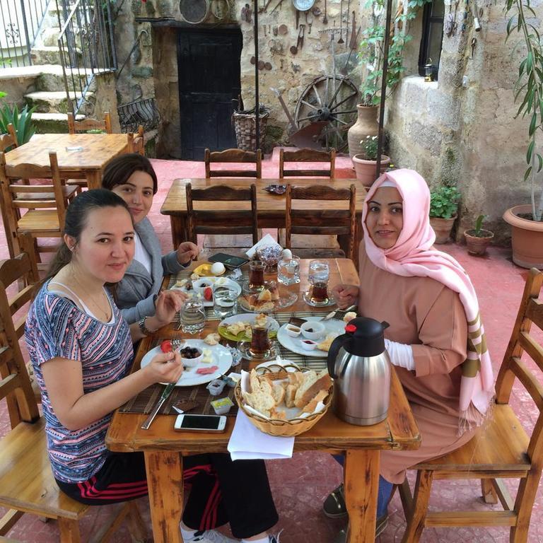 Uerguep Inn Cave Hotel ภายนอก รูปภาพ